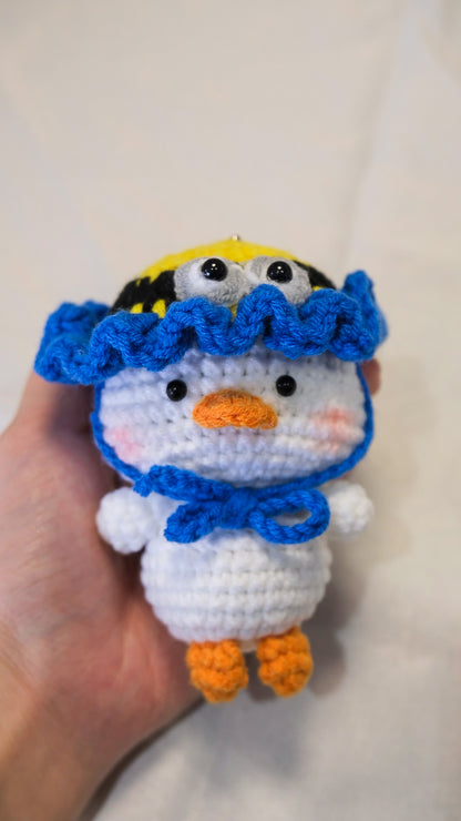 Hat Duck