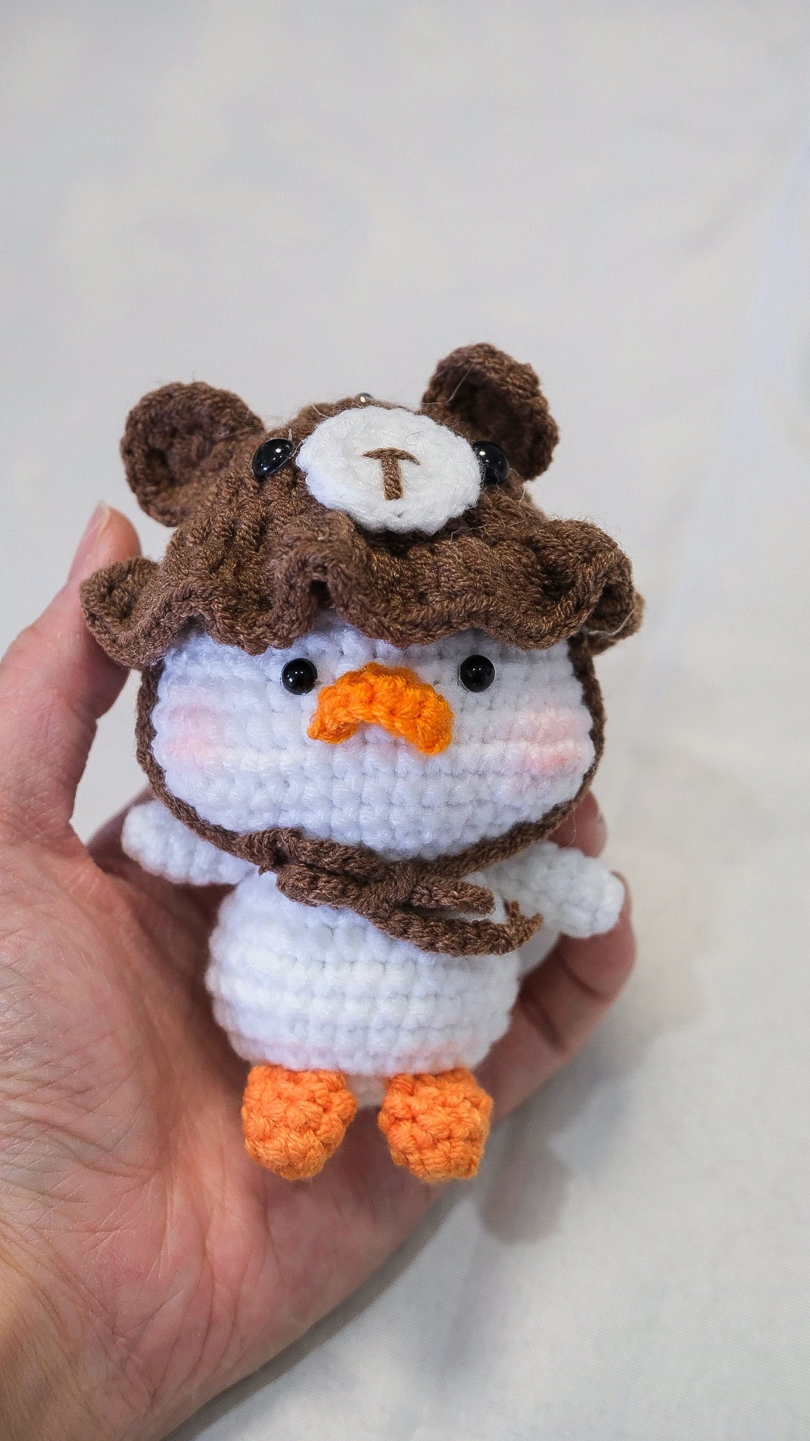 Hat Duck